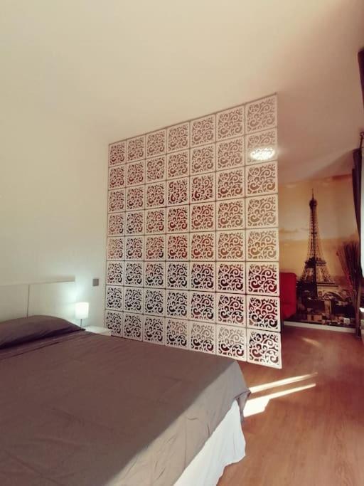 Appartement Studio Paris à Estepona Extérieur photo
