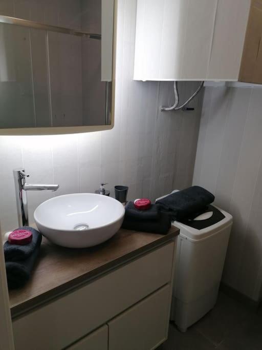 Appartement Studio Paris à Estepona Extérieur photo